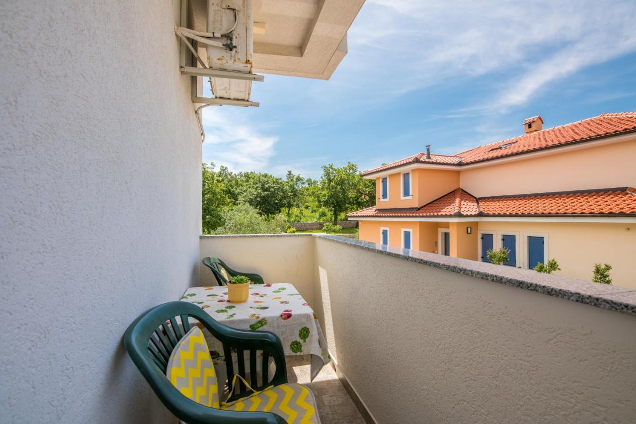 Apartment Mira 3 Klimno Dış mekan fotoğraf